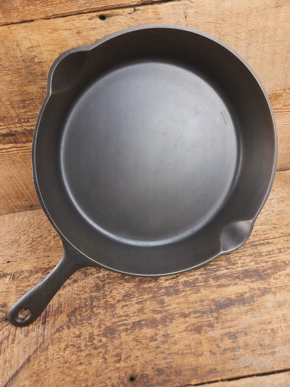 Very cool skillet. Griswold’s Good Health #9 Cast Iron Skillet 659. Classic Department store piece! Skillet