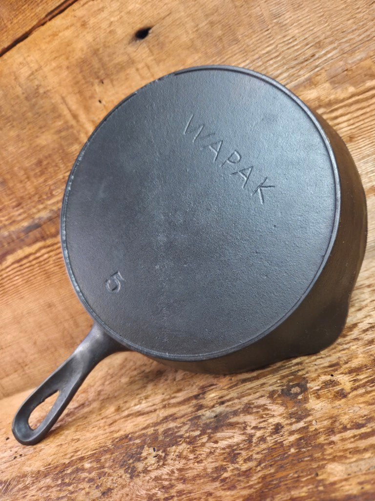Tougher to find! Gorgeous early 1900’s Wapak #5 Block Logo Cast Iron Skillet with Heat Ring. Fully restored and ready