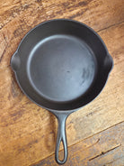 Gorgeous!! Very early 1910’s Griswold #7 Skillet with Heat Ring and Large Slant Logo ’Erie,’ 701 A Skillet