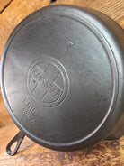 Gorgeous!! Very early 1910’s Griswold #7 Skillet with Heat Ring and Large Slant Logo ’Erie,’ 701 A Skillet