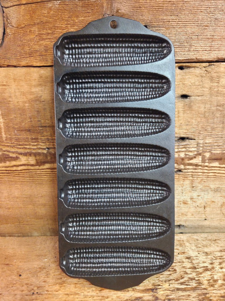 Griswold No. 273 Crispy Corn Stick Cast Iron Pan Bakeware