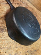 1920’s Griswold #6 Skillet with Large Block Logo and Smooth Bottom 699 H Skillet