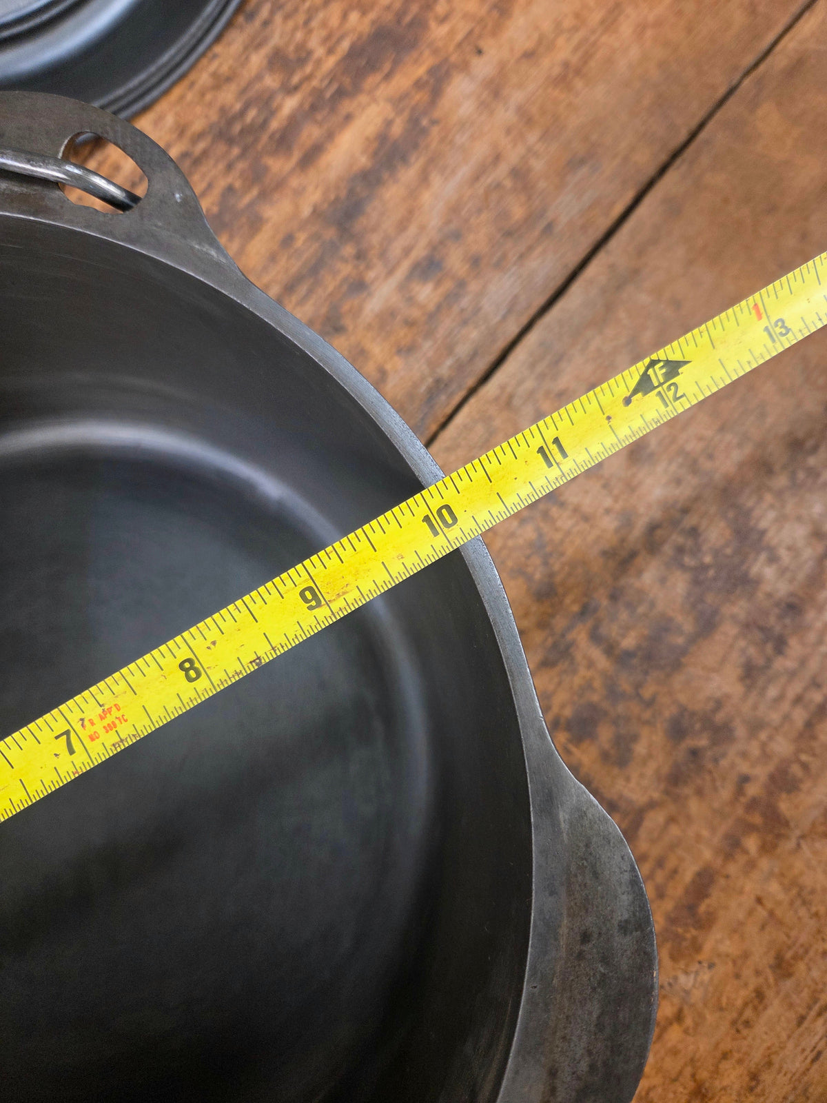 Daily workhorse! 1940’s Griswold #8 Tite-Top Dutch Oven Large Block Logo 1278 C and EZ Clean Lid Dutch Ovens Trivets &