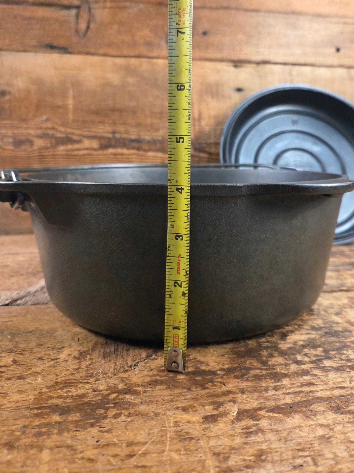 Daily workhorse! 1940’s Griswold #8 Tite-Top Dutch Oven Large Block Logo 1278 C and EZ Clean Lid Dutch Ovens Trivets &