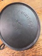 Hard to find 1910’s Early Favorite Piqua Ware #8 Cast Iron Griddle Arc Straight Logo Griddle
