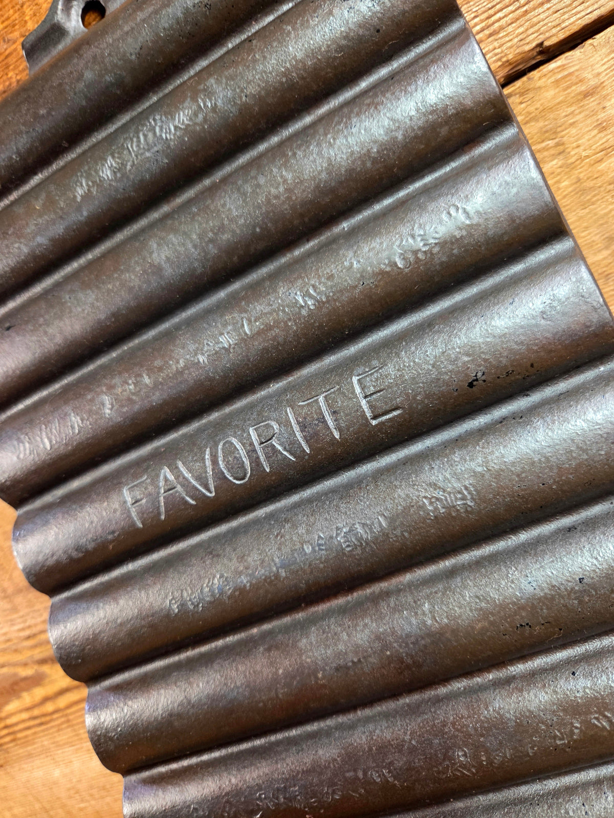 Beautiful gift idea for bakers and a tough one to find! Favorite Piqua #23 Bread Stick Pan Bakeware
