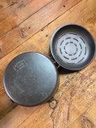Stunning! 1930’s Favorite Piqua Ware #8 Dutch Oven with matching lid. Smiley Logo. Dutch Ovens Trivets & Kettles