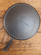 WOW! Maid of Honor (Lodge?) #8 skillet. Hard to find awesome design! - Skillet