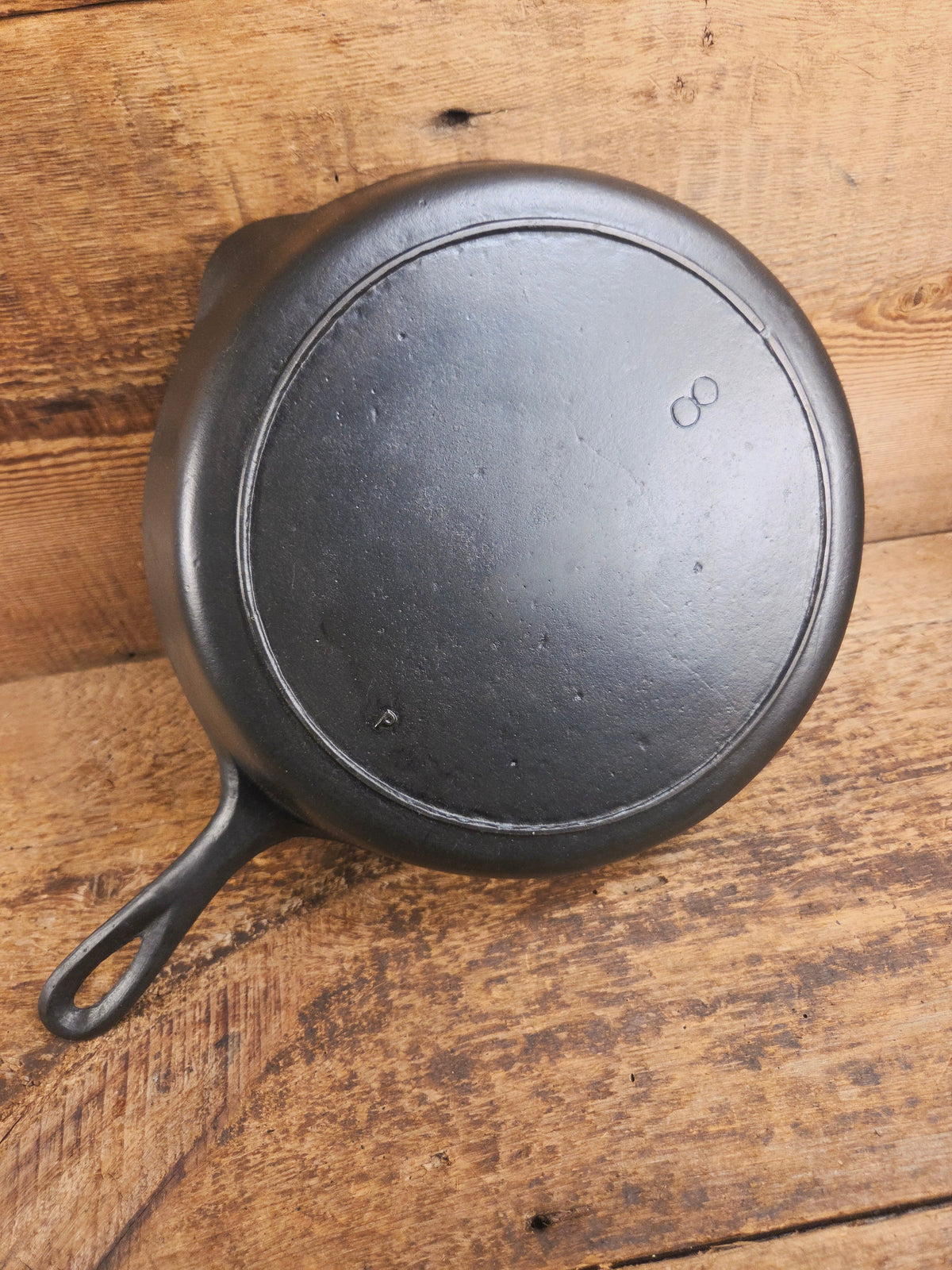 1910’s very early Lodge #8 Cast Iron Skillet with Single Notch and Raised P! - Skillet