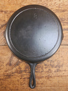 1910’s very early Lodge #8 Cast Iron Skillet with Single Notch and Raised P! - Skillet