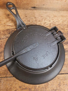 WOW. Mint Condition and Scarce to find as a complete set. 1890’s Griswold Pizzelle wafer iron. Absolutely gorgeous