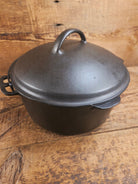 1930’s Beautiful fully restored Wagner #8A Dutch Oven with Sawtooth drip style lid. Perfect for soups breads or stews!