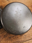 1930’s Beautiful fully restored Wagner #8A Dutch Oven with Sawtooth drip style lid. Perfect for soups breads or stews!