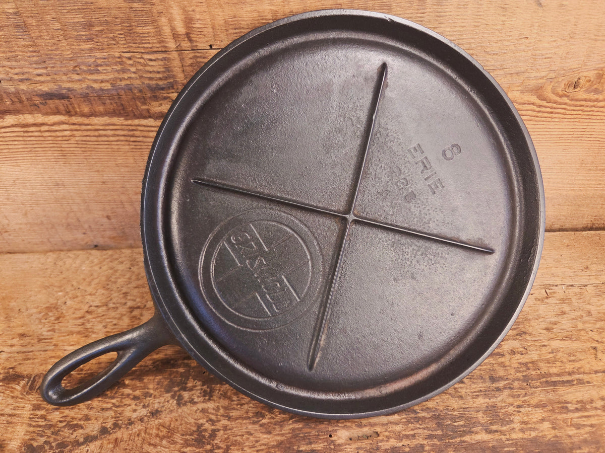 Awesome single serve piece! Lightweight early 1920 Griswold Slant Logo Vintage Griddle #8 Erie 738 - Griddle