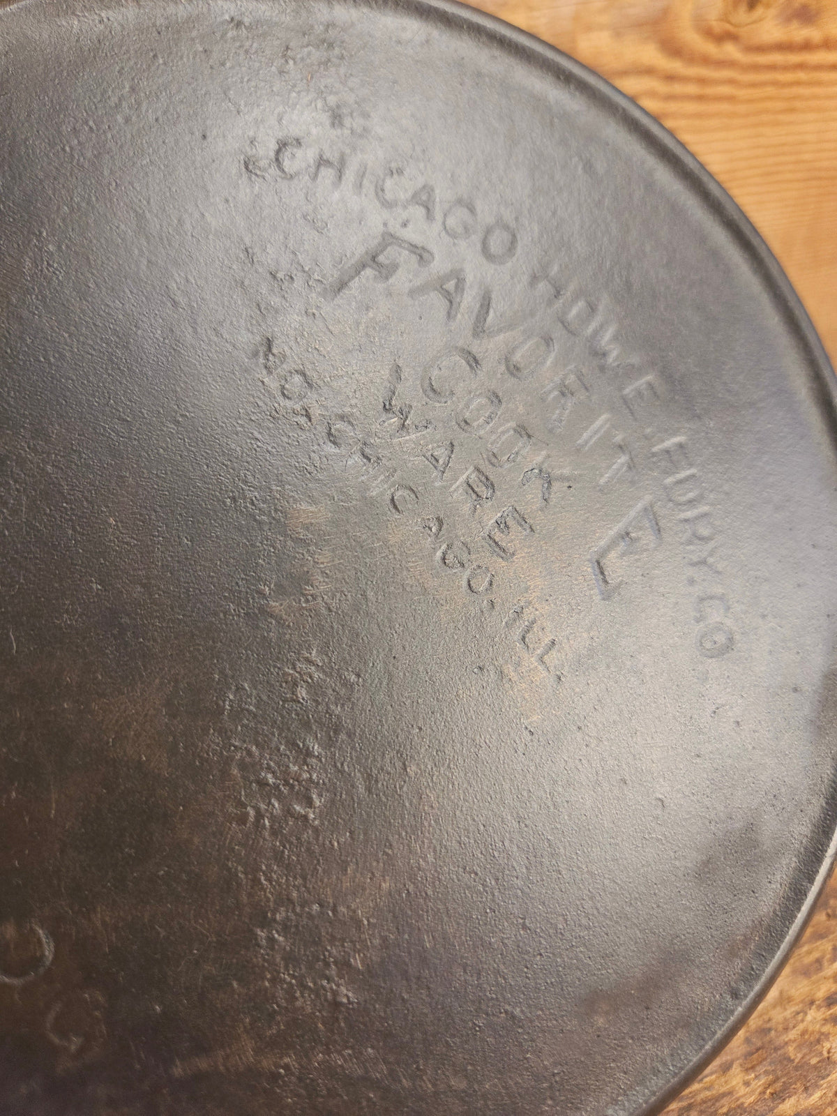 1920’s Chicago Hardware made Favorite Cook Ware #5Q Cast Iron Skillet - Skillet