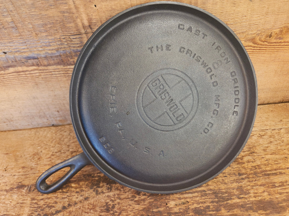1920’s Griswold #8 Round Griddle 608. Collector grade and wonderful daily user! - Griddle