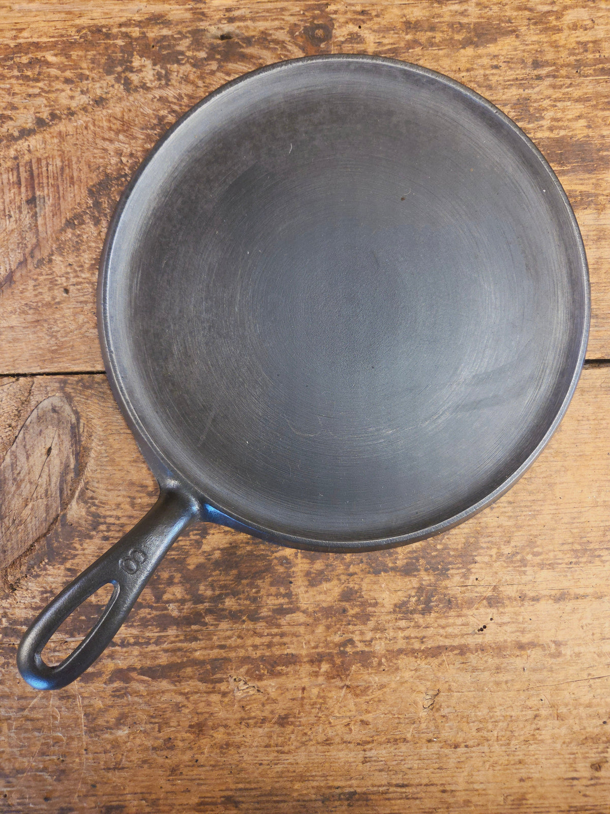 1920’s Griswold #8 Round Griddle 608. Collector grade and wonderful daily user! - Griddle