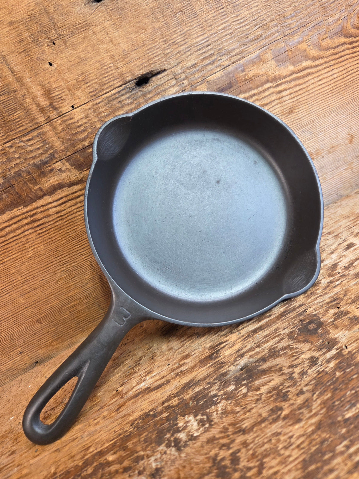 1940’s Griswold No. 3 Cast Iron Egg Skillet with Small Block Logo 709 E - Skillet