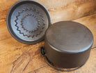 Beautiful & elegant! 1930’s raised logo Wagner Ware #8 Drip Drop Round Roaster #1268 w/ Sawtooth Lid p/n 1268 - Dutch