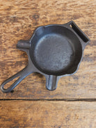 Collectible Griswold 570 Ashtray / Spoon Rest. Small Novelty cast iron skillet for display or stove! Fully Restored so