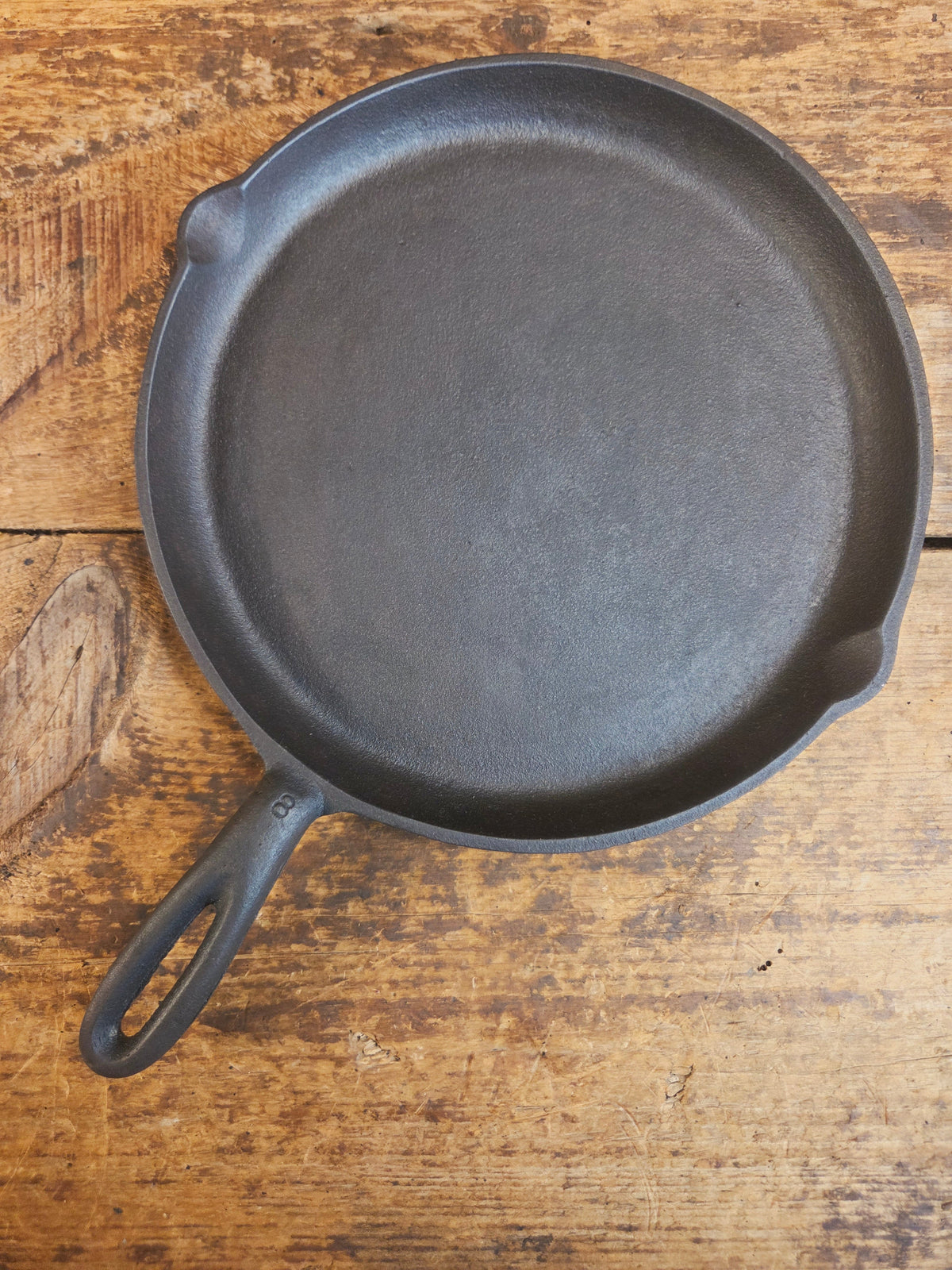 Gorgeous and harder to find Martin Stove & Range No. 8 Skillet Griddle with early Block Logo. Versatile restored and