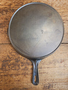 Beautiful 1920’s Vollrath #8 Cast Iron Skillet with Heat Ring - Skillet