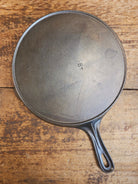 Beautiful 1920’s Vollrath #8 Cast Iron Skillet with Heat Ring - Skillet