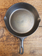 Beautiful 1920’s Vollrath #8 Cast Iron Skillet with Heat Ring - Skillet