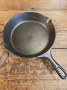 Beautiful 1920’s Vollrath #8 Cast Iron Skillet with Heat Ring - Skillet