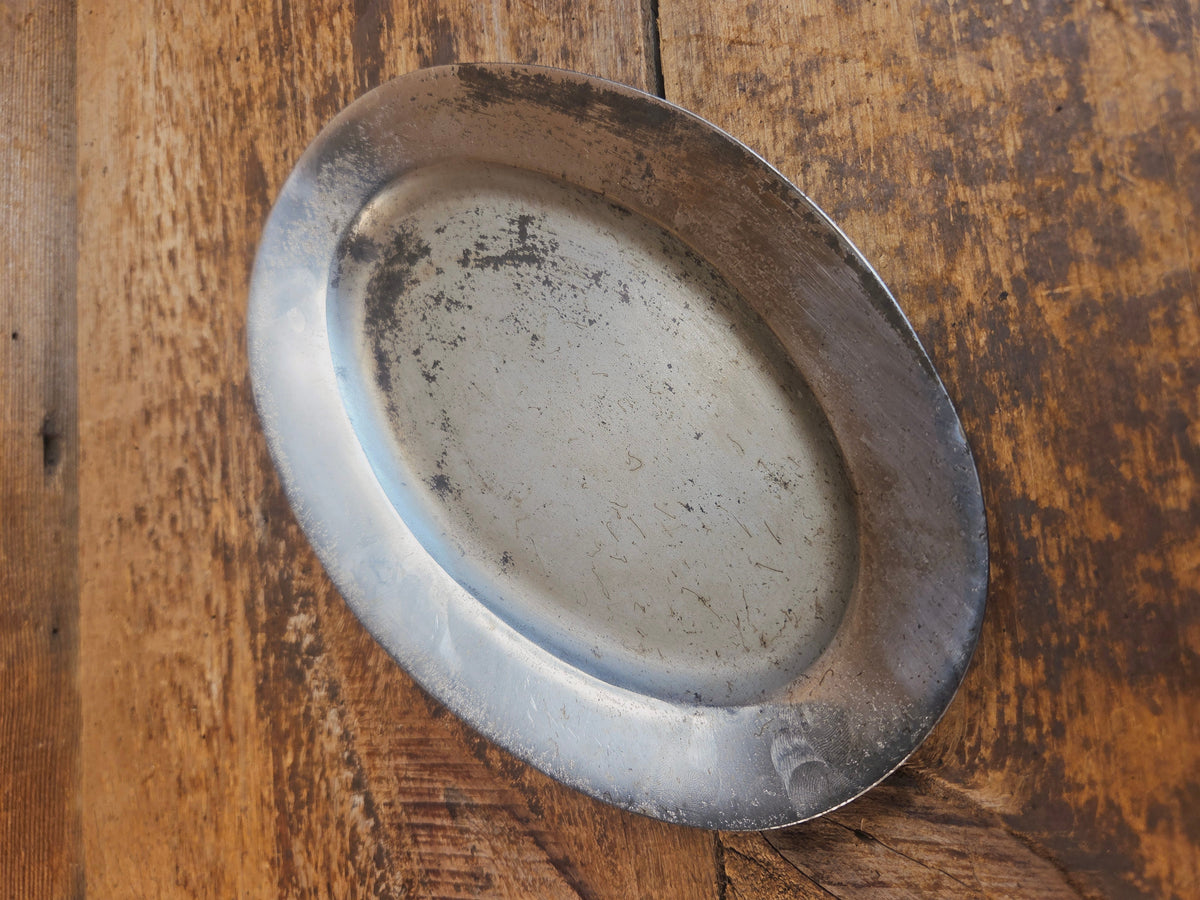 So cool & not common! Griswold #848 ’Steak Platter’. Very cool for the dinner table. - Skillet