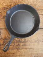 1910’s very early Lodge #6 Cast Iron Skillet with Single Notch and Raised #2 at 6 O’clock position - Skillet