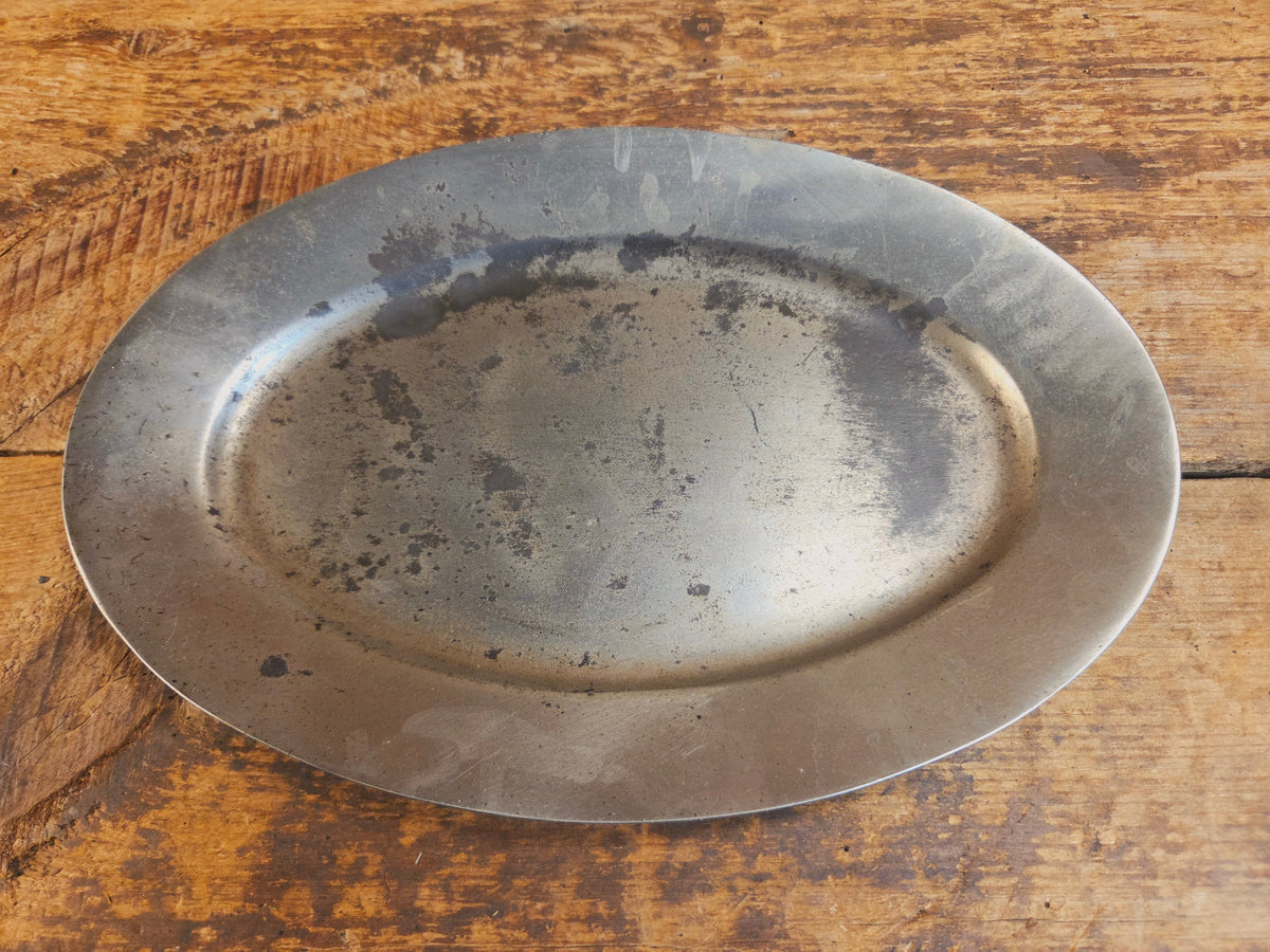 So cool & not common! Griswold #849 Size 9 ’Steak Platter’. Very cool for the dinner table - Skillet