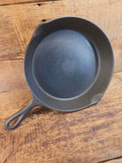 1920’s Chicago Hardware made Favorite Cook Ware #8 Cast Iron Skillet - Skillet