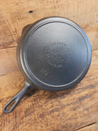Midwest favorite! Missouri made Crescent Fndry ’Ozark’ #8 Cast Iron Skillet #258 - Skillet