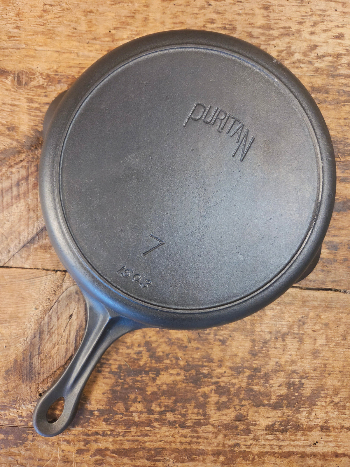 Beautiful! The Classic #7 Griswold made Puritan No. 8 cast iron skillet w Heat Ring. 1503 - Skillet