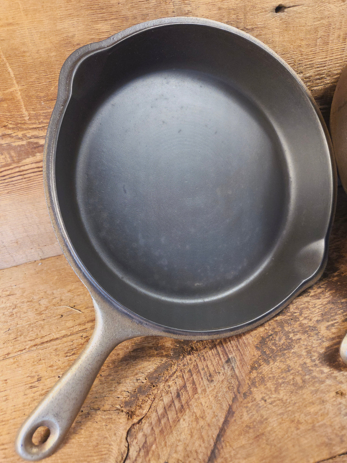 TWO skillets in one! 1920’s Era Wagner Combo Cooker 1401/1401. Nickel Outside Black Iron Inside - Skillet
