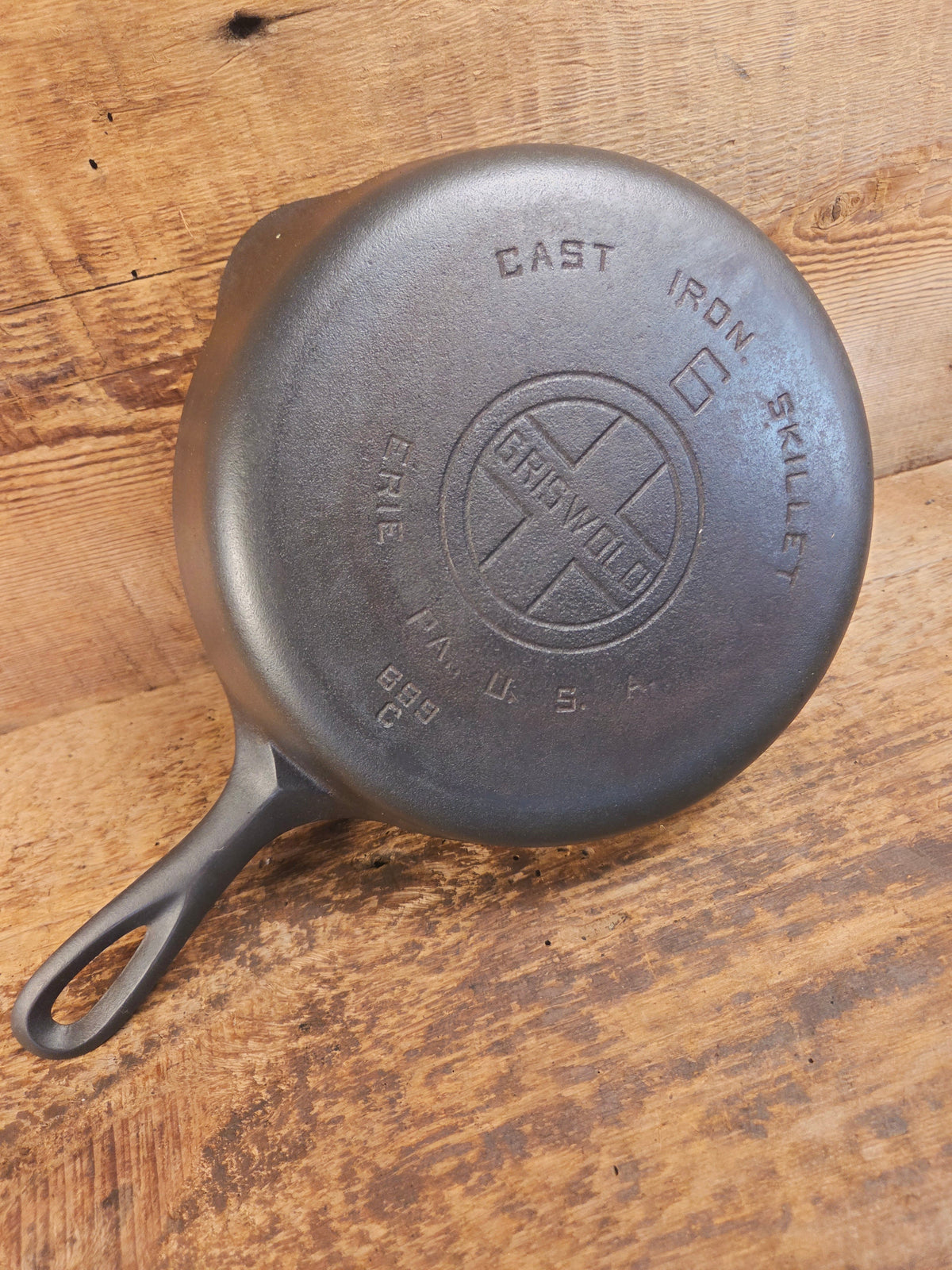 1920’s Griswold #6 Skillet with Large Block Logo and Smooth Bottom 699 C - Skillet