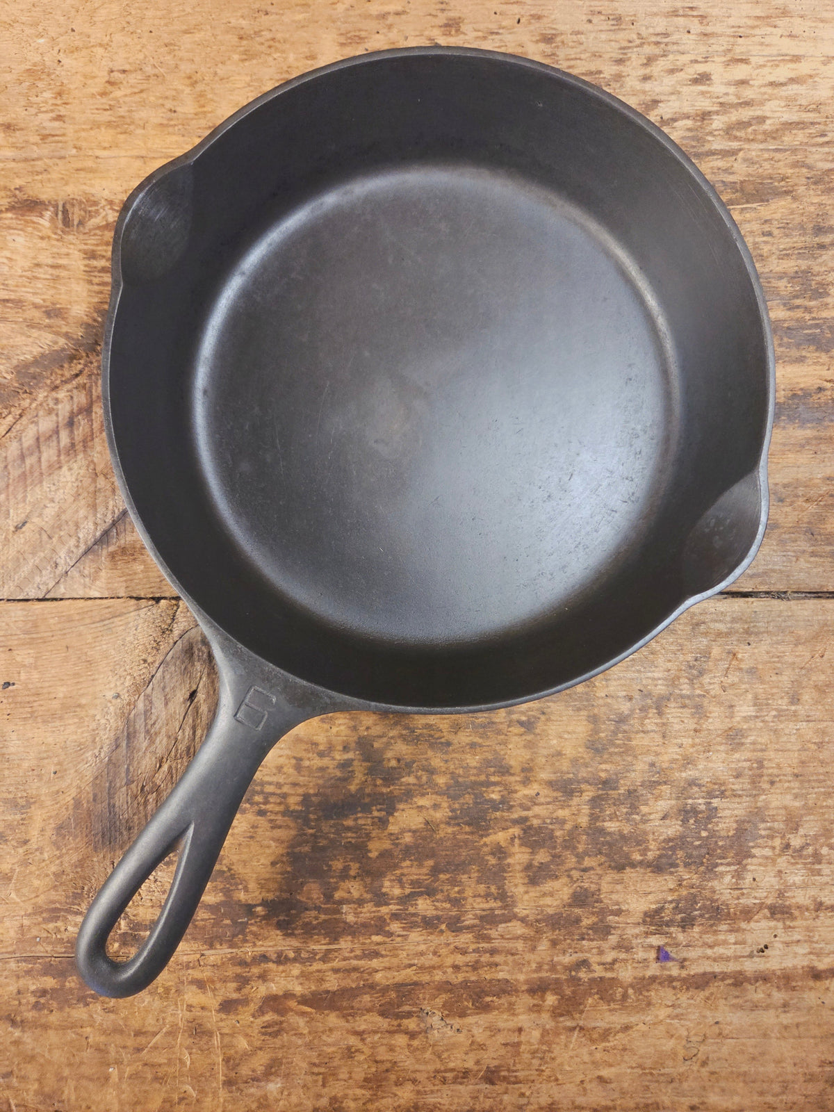 1920’s Griswold #6 Skillet with Large Block Logo and Smooth Bottom 699 C - Skillet
