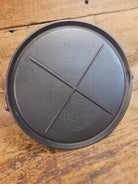 Beautiful!! Early 1920’s Griswold Slant Logo ’Erie’ No. 12 Round Griddle Bailed 741. Perfect Pizza Griddle - Griddle