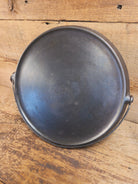 Beautiful!! Early 1920’s Griswold Slant Logo ’Erie’ No. 12 Round Griddle Bailed 741. Perfect Pizza Griddle - Griddle