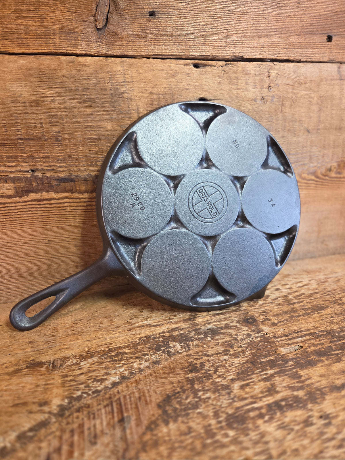 GREAT gift idea! Wagner made Griswold No. 34 Cast Iron Plett Pan with Block Logo 2980 A - Skillet