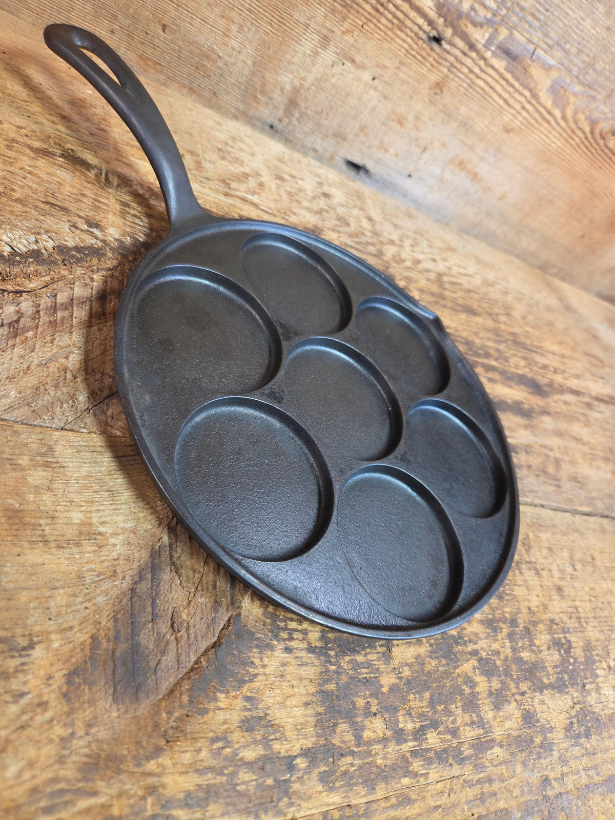 GREAT gift idea! Wagner made Griswold No. 34 Cast Iron Plett Pan with Block Logo 2980 A - Skillet