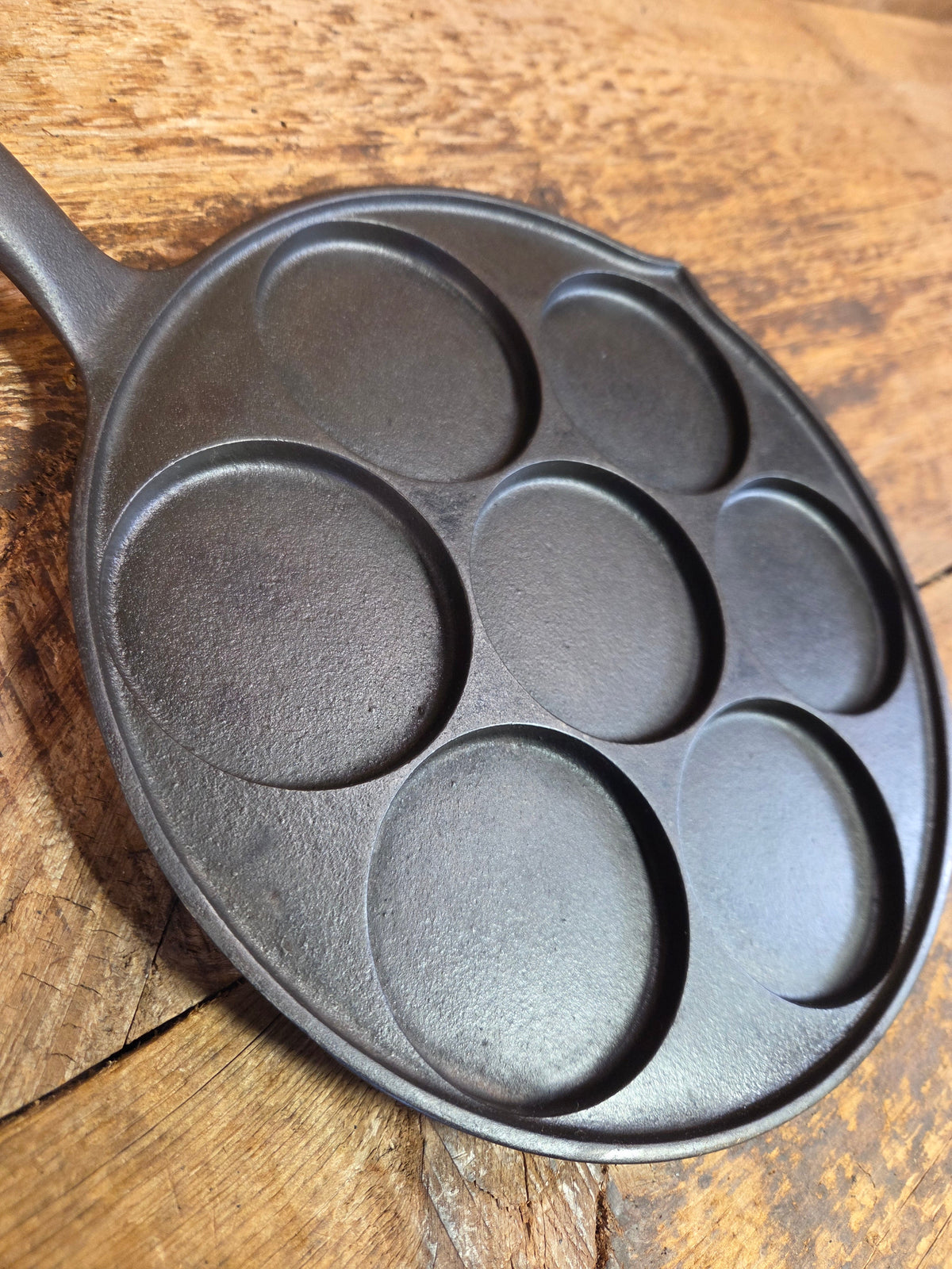 GREAT gift idea! Wagner made Griswold No. 34 Cast Iron Plett Pan with Block Logo 2980 A - Skillet