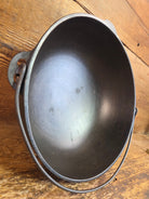 Beautiful #3 1920’s era Wagner Sidney #3 Scotch Bowl (aka candy kettle). Hard to find GORGEOUS collector’s piece