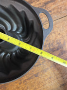 Great gift for the baker! Swirl style 7 Cup Bundt pan made by Buzuluk Foundry - Bakeware