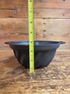 Great gift for the baker! Swirl style 7 Cup Bundt pan made by Buzuluk Foundry - Bakeware