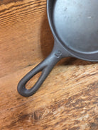 Awesome 1920’s Era Wagner Sidney -O- #3 Skillet with ’Pie’ Logo and Smooth Bottom 1053 D - Skillet