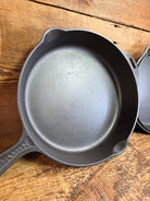 Oh my! Hard to find 1940’s Hammered finish Griswold No. 8 cast iron skillet 2008 with matching hinged skillet top 2040