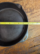 Oh my! Hard to find 1940’s Hammered finish Griswold No. 8 cast iron skillet 2008 with matching hinged skillet top 2040