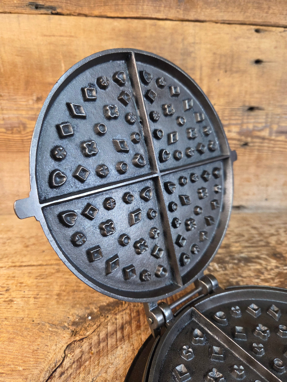 GORGEOUS late 1800’s Orr Painter & Co. style Unknown Maker Waffle Iron - Waffle Iron